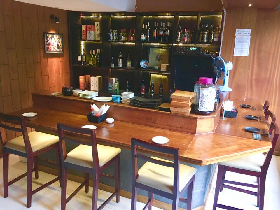 レストラン居酒屋内観